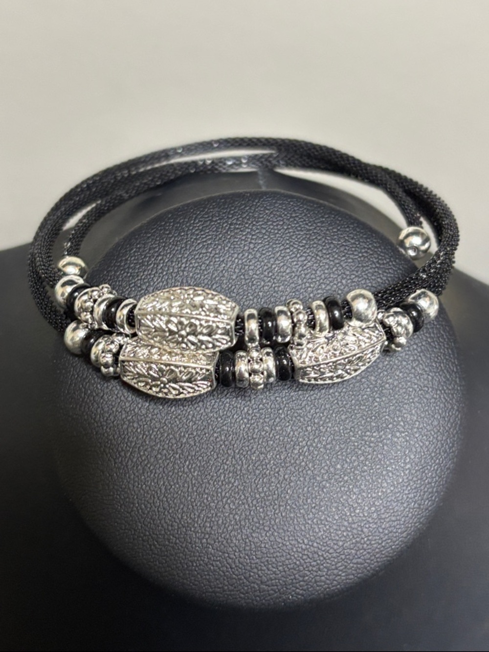 Silver-Tone Floral Bead Black Wire Wrap Adjustable Elegant Bracelet